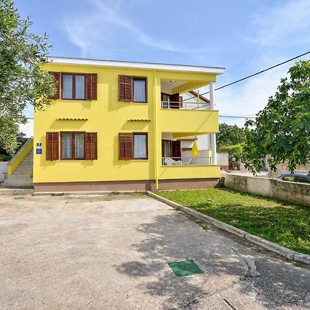 Apartments Ana Petrcane Exterior photo